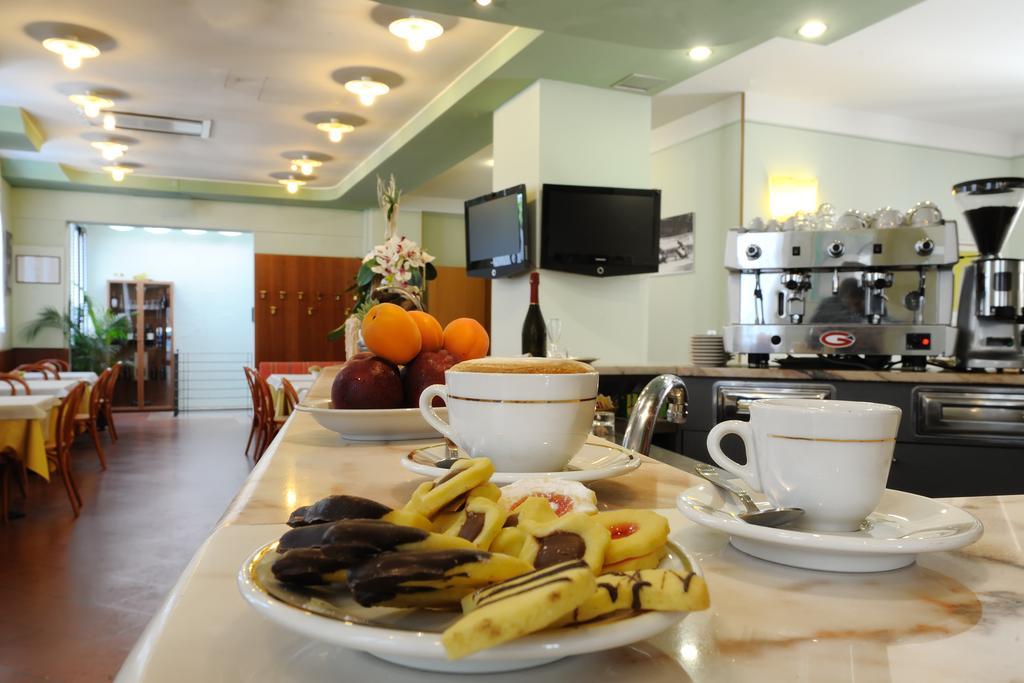 Hotel Zio อิโมลา ภายนอก รูปภาพ